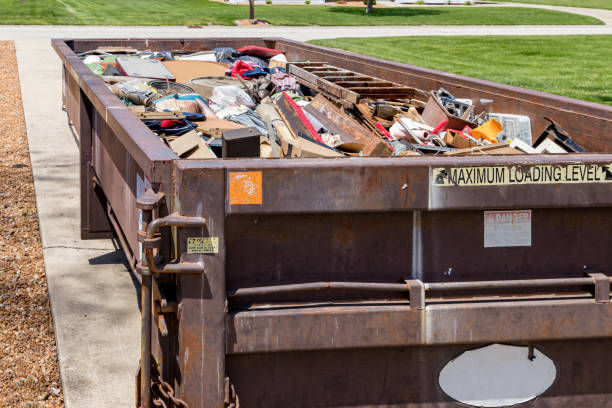 Best Garage Cleanout  in Claymont, DE